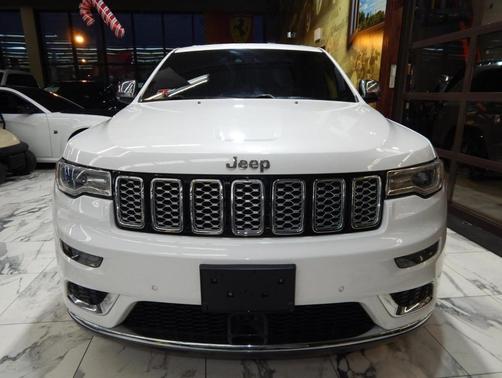 2021 Jeep Grand Cherokee Summit