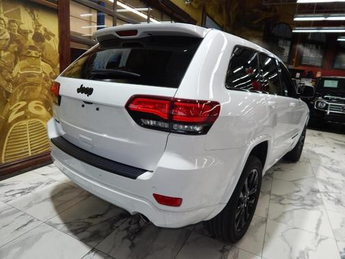 2021 Jeep Grand Cherokee Laredo