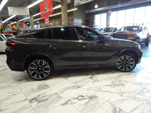 2022 BMW X6 M Base