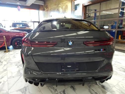 2022 BMW X6 M Base