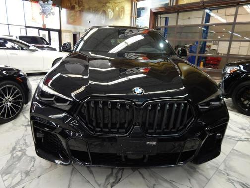2022 BMW X6 xDrive40i