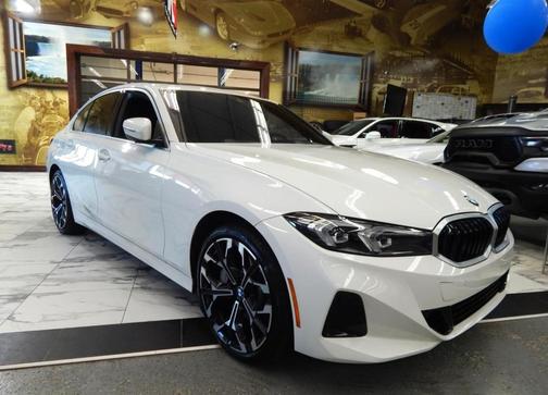 2025 BMW 330 i xDrive