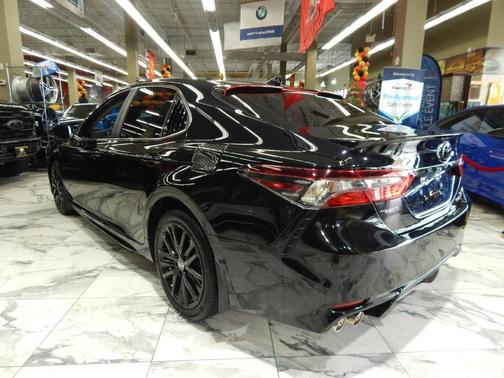 2022 Toyota Camry SE Nightshade