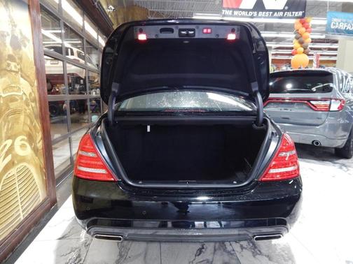 2012 Mercedes-Benz S-Class S 550 4MATIC