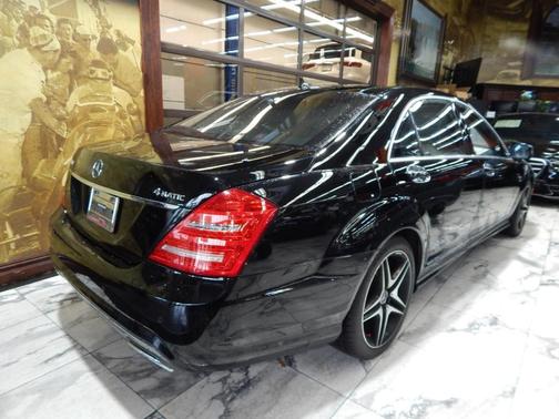 2012 Mercedes-Benz S-Class S 550 4MATIC