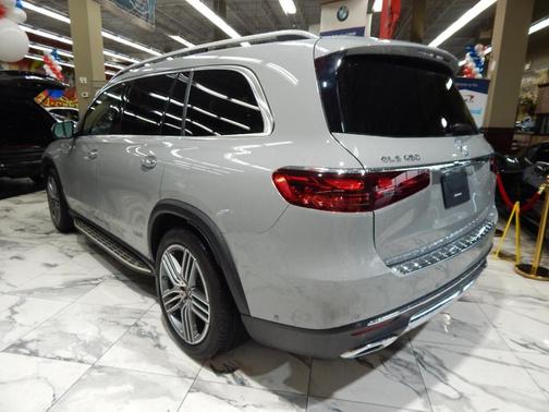 2024 Mercedes-Benz GLS 450 4MATIC