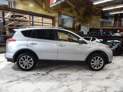 2017 Toyota RAV4 Hybrid Limited