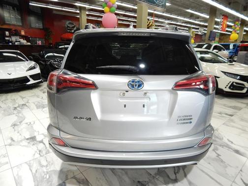 2017 Toyota RAV4 Hybrid Limited