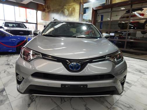 2017 Toyota RAV4 Hybrid Limited