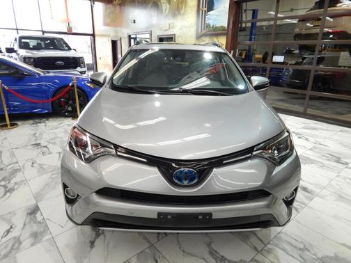 2017 Toyota RAV4 Hybrid Limited