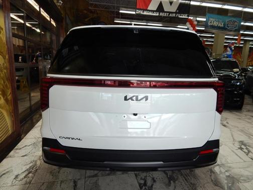 2025 Kia Carnival SX Prestige