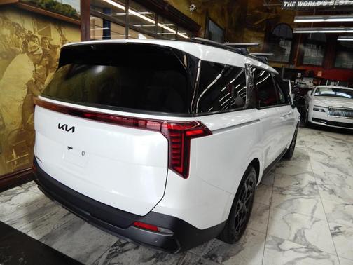 2025 Kia Carnival SX Prestige