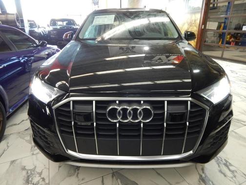 2024 Audi Q7 55 Premium
