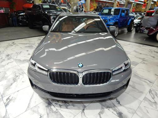 2022 BMW 530 i xDrive