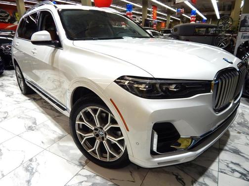 2021 BMW X7 xDrive40i