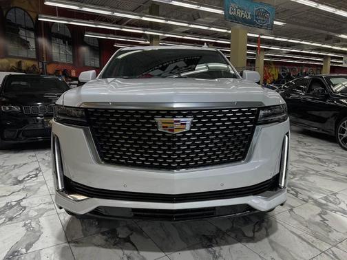 2022 Cadillac Escalade ESV Premium Luxury
