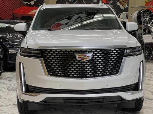 2022 Cadillac Escalade ESV Premium Luxury