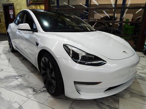 2023 Tesla Model 3 Performance