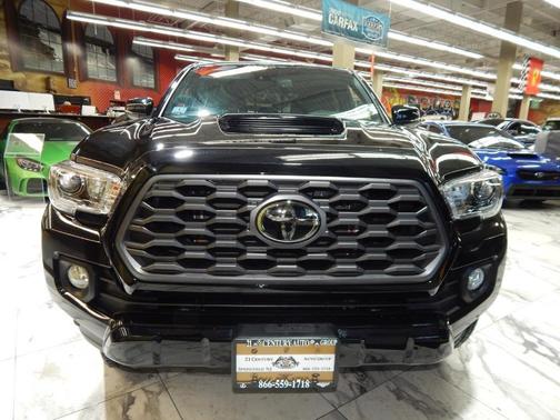 2020 Toyota Tacoma TRD Sport