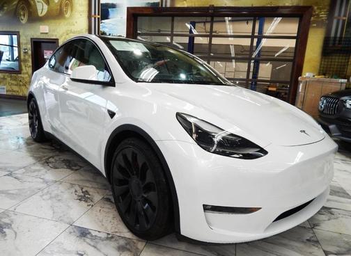 2023 Tesla Model Y Performance