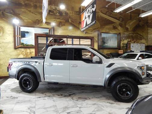 2017 Ford F-150 Raptor