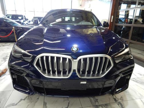 2022 BMW X6 xDrive40i