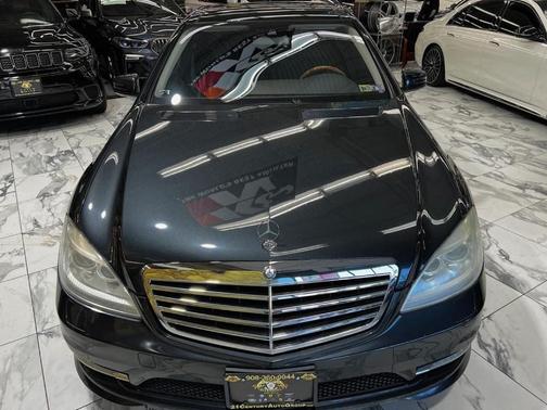2012 Mercedes-Benz S-Class S 550 4MATIC
