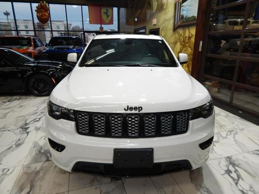 2021 Jeep Grand Cherokee Laredo