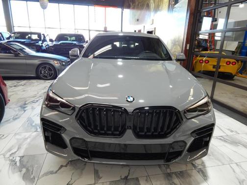 2022 BMW X6 xDrive40i