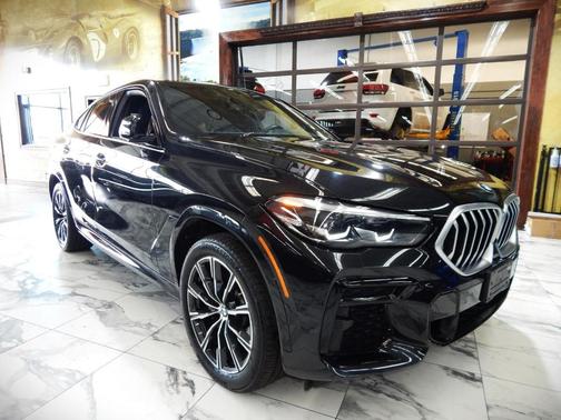 2023 BMW X6 xDrive40i