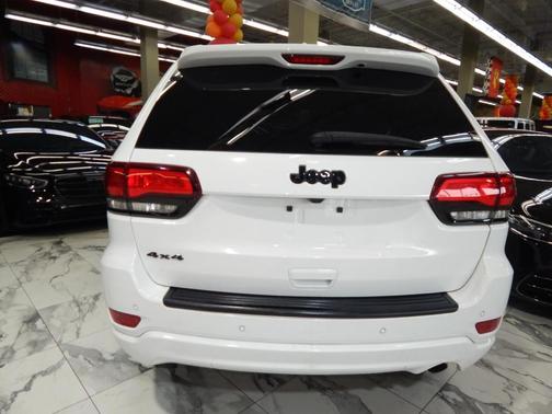 2021 Jeep Grand Cherokee Laredo