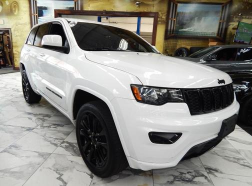 2021 Jeep Grand Cherokee Laredo