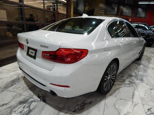 2019 BMW 530 i xDrive