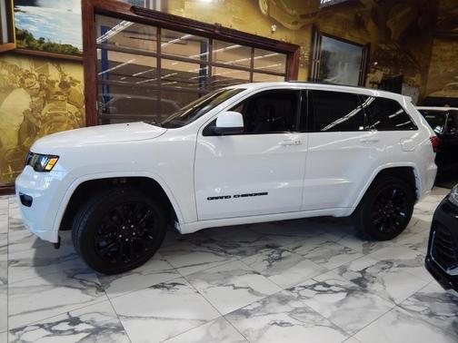 2018 Jeep Grand Cherokee Laredo