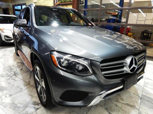 2018 Mercedes-Benz GLC 300 Base 4MATIC