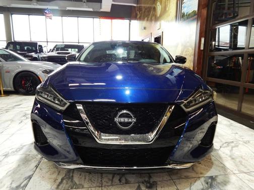 2021 Nissan Maxima SV