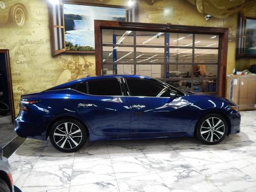 2021 Nissan Maxima SV