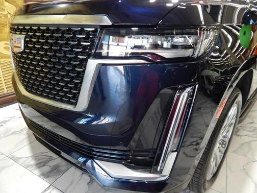 2023 Cadillac Escalade ESV Premium Luxury