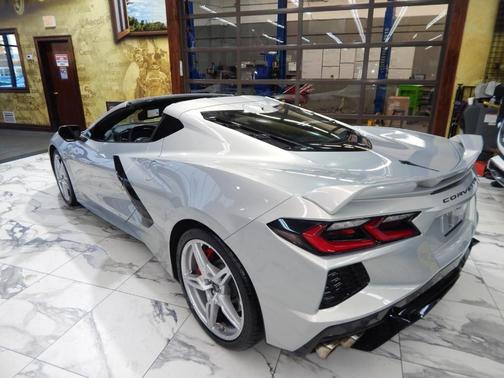 2024 Chevrolet Corvette Stingray w/2LT