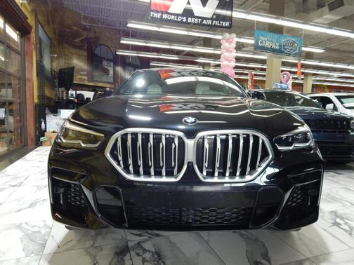 2022 BMW X6 xDrive40i