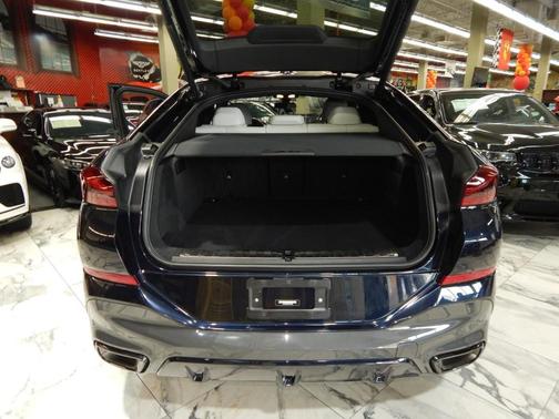 2023 BMW X6 xDrive40i