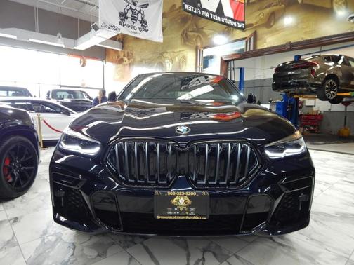 2023 BMW X6 xDrive40i