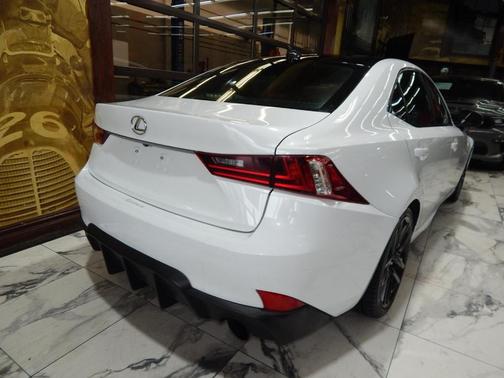 2016 Lexus IS 300 Base