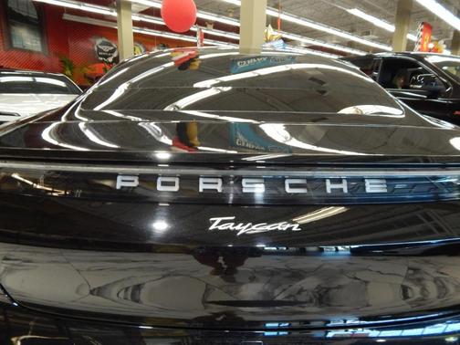 2021 Porsche Taycan Base