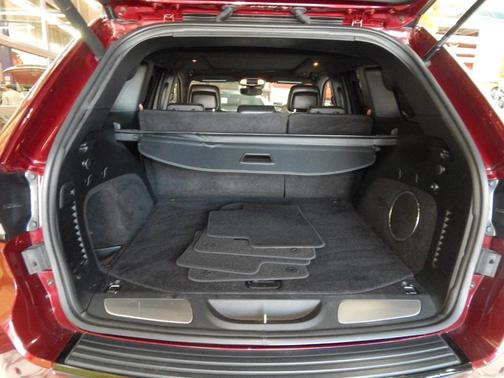 2020 Jeep Grand Cherokee SRT