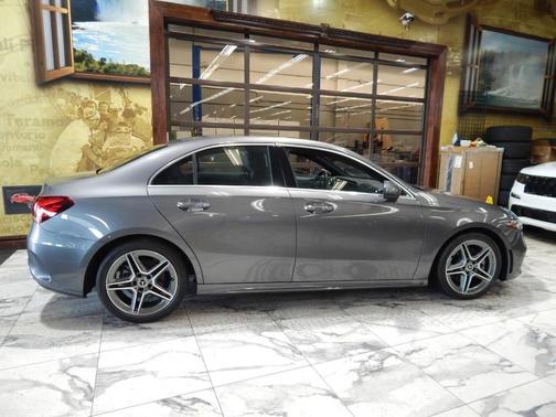 2022 Mercedes-Benz A-Class A 220 4MATIC
