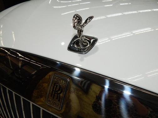 2024 Rolls-Royce Spectre