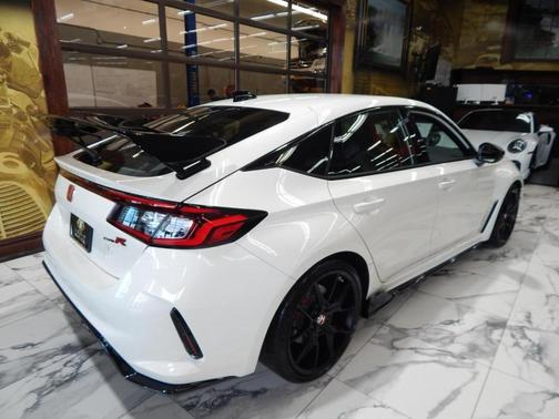 2023 Honda Civic Type R Base