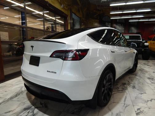 2020 Tesla Model Y Long Range