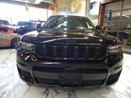 2021 Jeep Grand Cherokee L Laredo